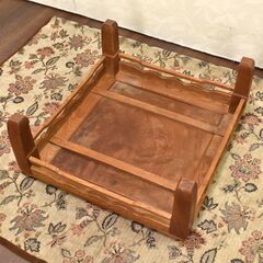 【ヤ取3/10終了】≪zyt1723ジ≫ 古道具 座卓/ローテーブル 69cm×66cm 欅材?/けやき? 座敷机/工芸品/民芸品/飾り台/レトロ/木製家具/中古家具/宮城県仙台市 61012-12の画像