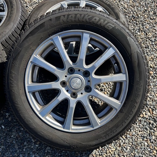 スタッドレス　ホイール付 205/60R16　　　