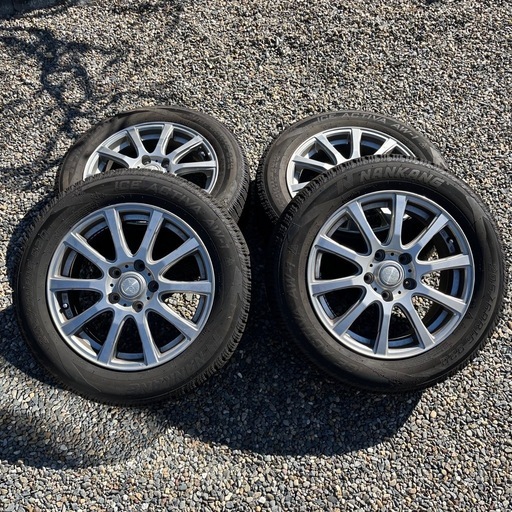 スタッドレス　ホイール付 205/60R16