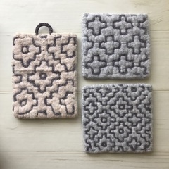 セーターをリメイクして作るマット
