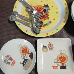 アンパンマン皿　スプーン・フォーク他　【お品追加しました！写真1＆4＆5枚目分になります】の画像