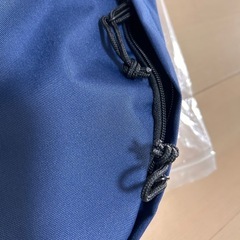 【新品】リュック　軽量  ダークブルーの画像