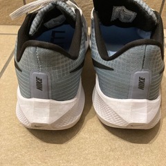 NIKE ナイキ　メンズ　ランニングシューズ　27センチの画像