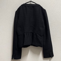 persodea ノーカラージャケットの画像