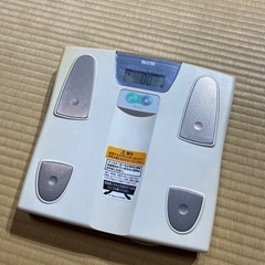体重計　タニタ