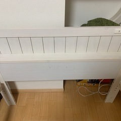 シングルベッドフレーム
