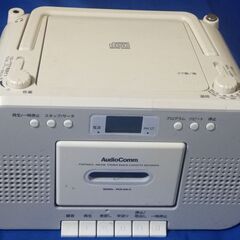 CDラジカセ　カセットが再生できないためジャンク扱い
