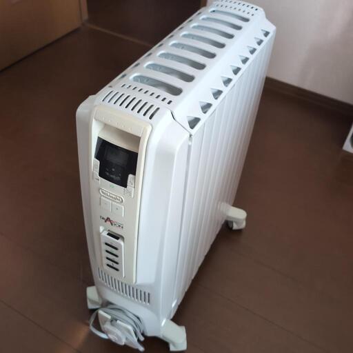 デロンギ　オイルヒーター省エネタイプ