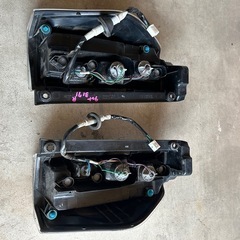 LA600/610タントカスタム 
左右テールランプ　訳ありの画像