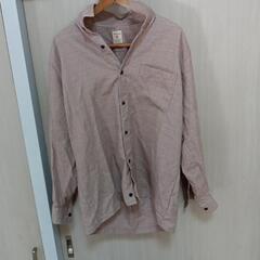 ウール100％のシャツ