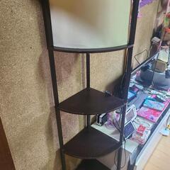 取り引き中です。間接照明付き、コーナーラック