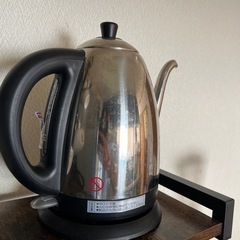 美品　電子ポットの画像