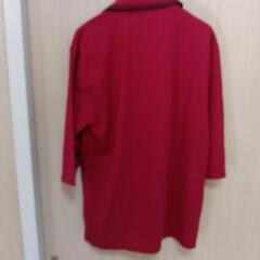 7部袖のポロシャツです。の画像