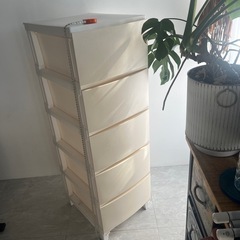 5段プラスチックケース