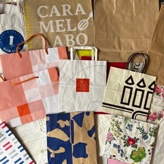 120枚 ショップ袋 まとめ売り ショッパー 大量 ポイント消化 紙袋 フリマの画像