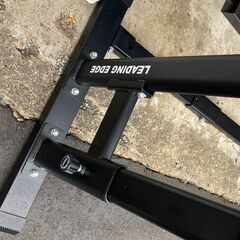 ベンチプレスラック リーディングエッジ バーベルスタンド 折りたたみ 耐荷重300kg 高さ調整 ワンタッチ式固定ボルト スクワットラック  LE-BP900の画像