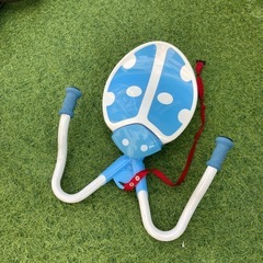 子供　てんとう虫の乗り物