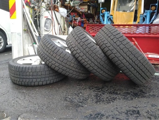 ホイール付きスタッドレスタイヤ 225/45R17 2019年製 
