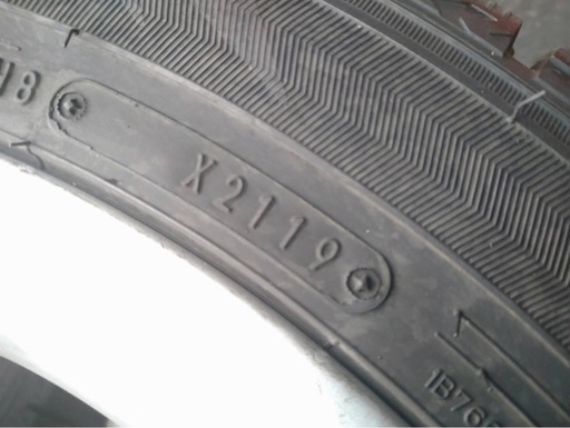 ホイール付きスタッドレスタイヤ 225/45R17 2019年製 
