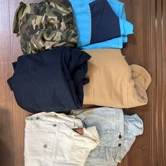 メンズ洋服まとめ売り、Tシャツ、アウター、ニット、靴下、色々セットの画像