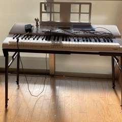 引き取り限定 電子ピアノLK-515 ピアノ台付き 動作品