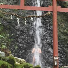 滝行　滝修行　 - 守山市