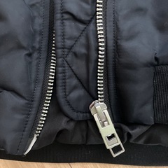 Zara    クロップトナイロンブルゾン ジャンパー ブラック 黒の画像