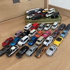 ①　トミカ 約150台　まとめ売り　緊急・建設・商業車両の画像