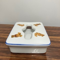 ☆値下げ☆A2411-471 NARUMI ポケットティッシュケース 中古 汚れありの画像