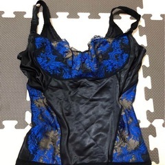 マルコ　補正下着　カーヴィシャス　セットの画像