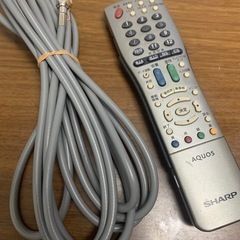 液晶テレビ　シャープ　37型の画像