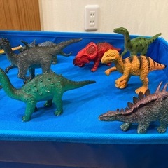 恐竜フィギュアセット 11体  サメおまけ　多色 プラスチック製の画像