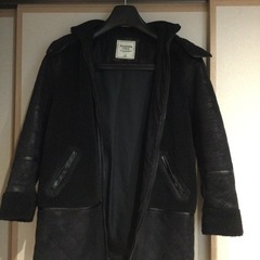 Abercrombie&Fitchレディースジャケットの画像