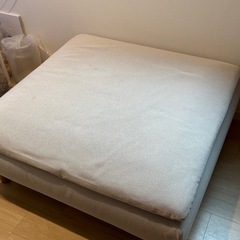 IKEA オットマン ソーデルハムン(ライトベージュ)
