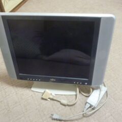 液晶モニター　１７インチ