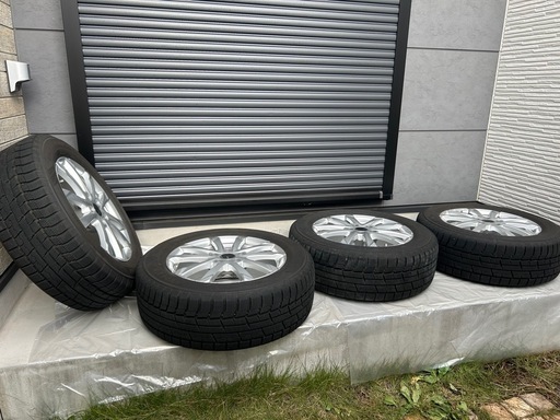 スタッドレスタイヤ 225/60R17