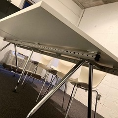 家具 オフィス用家具 机の画像