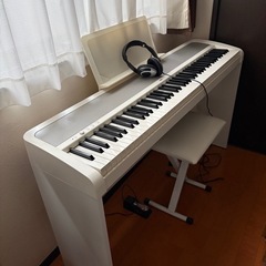KORG 電子ピアノ ホワイト　88鍵盤　