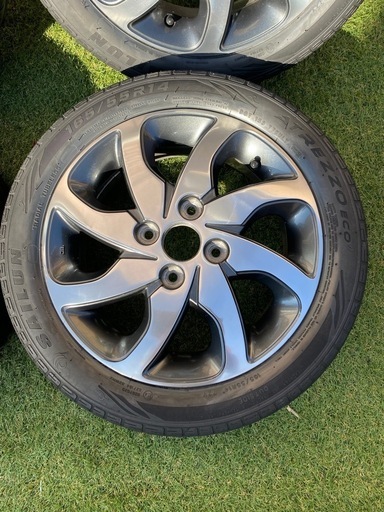 鏡面仕様の14インチホイールセット