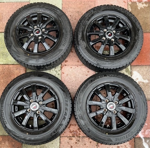 ブリジストンスタッドレスタイヤ