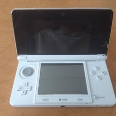 ニンテンドー　3DS アイスホワイト