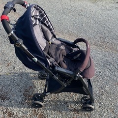 コンビ　ベビーカーの画像