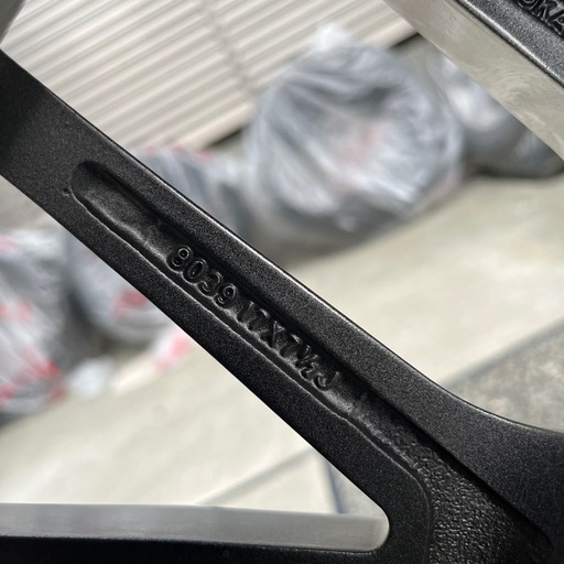 タイヤ 225/55R17 4本ほぼ新品　スタッドレス