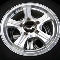 タイヤ スタッドレスタイヤ ホイール付きタイヤ Weds 16×5.5J Off+19 139.7 5H　オブザーブ 175/80R16 2016年製 4本セット 中古 苫小牧西店の画像