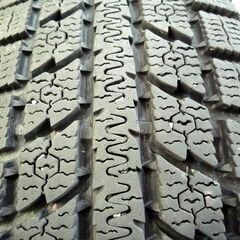 タイヤ スタッドレスタイヤ ホイール付きタイヤ Weds 16×5.5J Off+19 139.7 5H　オブザーブ 175/80R16 2016年製 4本セット 中古 苫小牧西店の画像