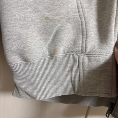 ジップパーカーの画像