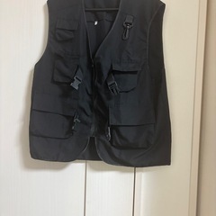 フィッシングベスト？