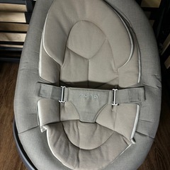 Nuna ヌナ　ベビーバウンサー　LEAF growの画像