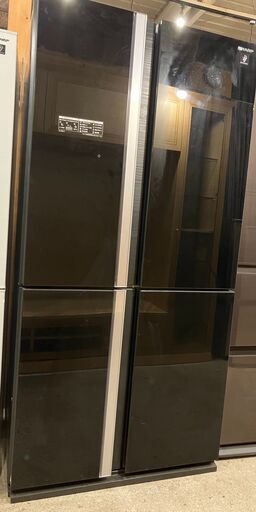 シャープ　SHARP　2017年製　大容量大型冷蔵庫　612L　SJ-G61X-B 【札幌　清田区　店頭引取可】