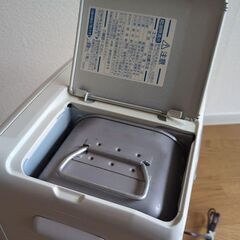 ダイニチ　石油ファンヒーター　ブルーヒーター　FW-329Sの画像